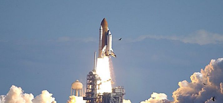 space shuttle explosion 2003